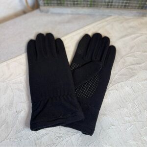 Finger fuzz. Black Women's Winter‎ Fleece Gloves. Gripping one size.